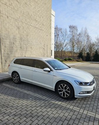 Volkswagen Passat cena 52000 przebieg: 249000, rok produkcji 2015 z Kalisz małe 121